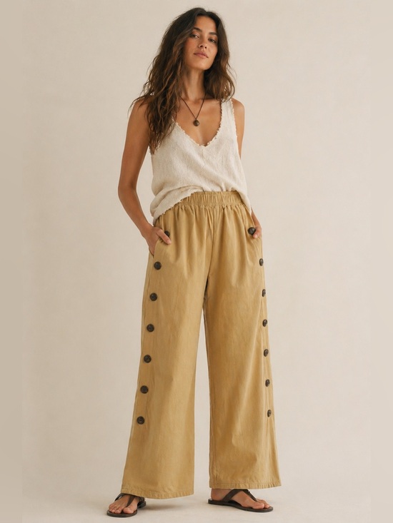 Pants - Wide-Leg Button-Trim Pants in Khaki
